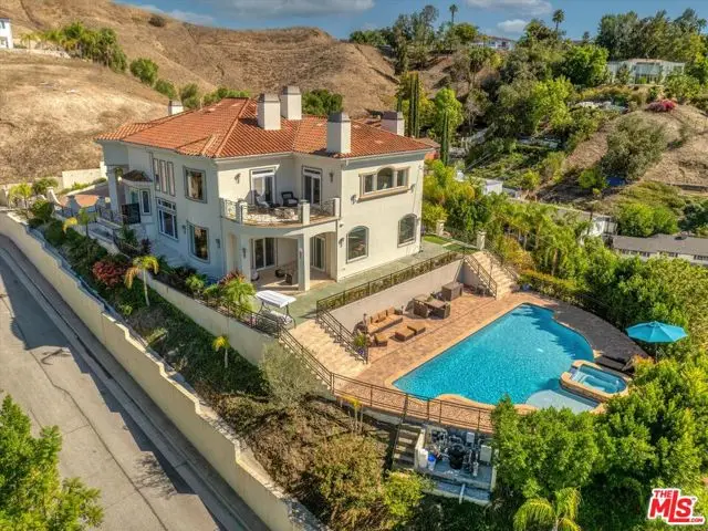 22470 Sueno Road, Woodland Hills, CA 91364 - Image #2