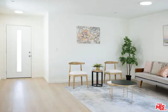 1673 E 111th Street, Los Angeles, CA 90059 - Image #2