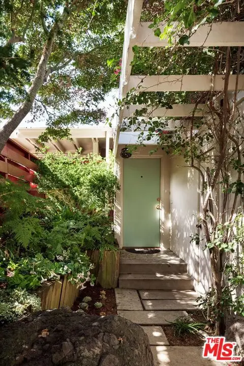 2764 Outpost Drive, Los Angeles, CA 90068 - Image #3