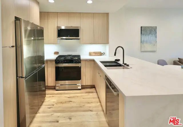 13200 Pacific Promenade #212, Los Angeles, CA 90094 - Image #1