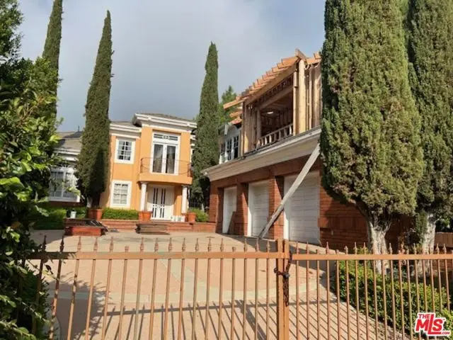 2387 Earls Court, Los Angeles, CA 90077 - #2