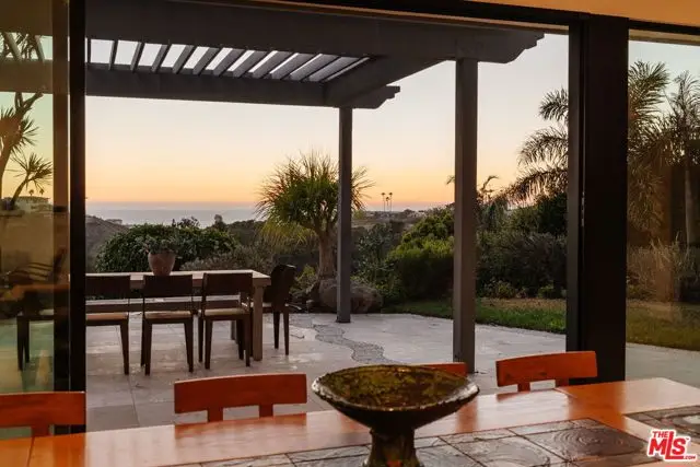 6767 Wandermere Road, Malibu, CA 90265 - Image #3