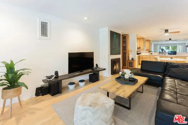 1255 10th Street #106, Santa Monica, CA 90401 - Image #2