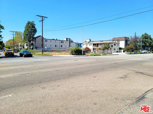 7005 Woodley Avenue, Van Nuys, CA 91406 - Image #1