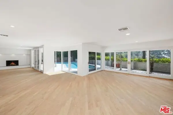 1700 Rising Glen Road, Los Angeles, CA 90069