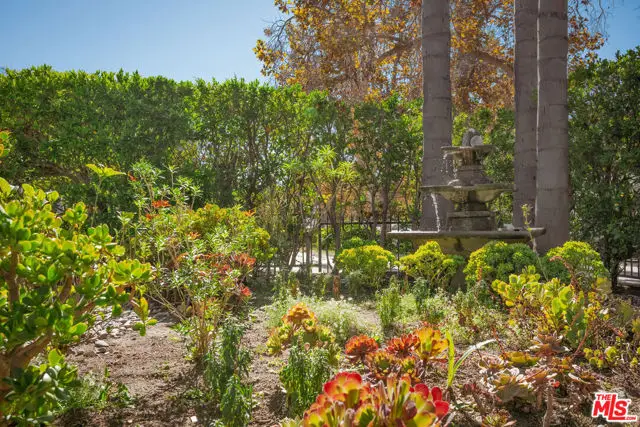 600 S Orange Drive, Los Angeles, CA 90036 - #3