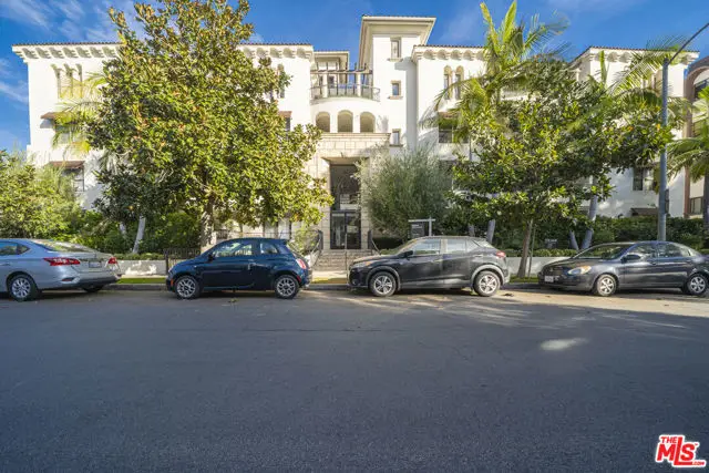 122 N Clark Drive #105, West Hollywood, CA 90048 - Image #1