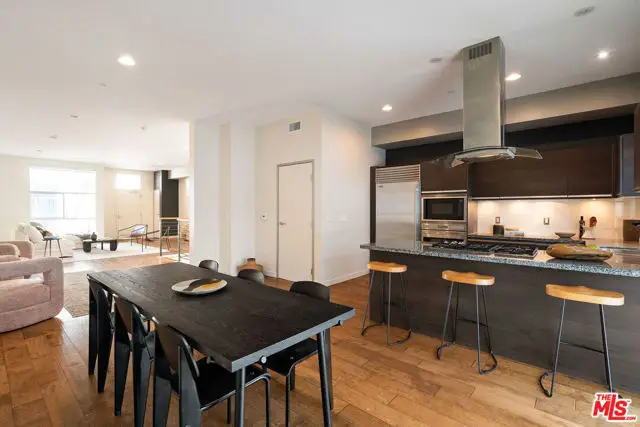 3119 Via Dolce #302, Marina Del Rey, CA 90292 - Image #2