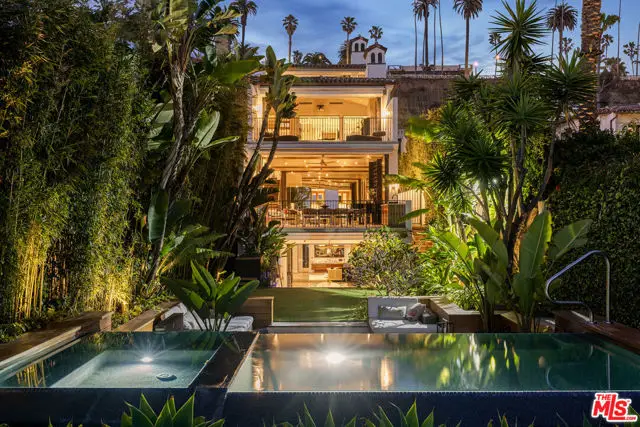 966 Palisades Beach Road, Santa Monica, CA 90403 - Image #1