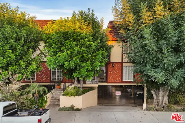 7422 Hazeltine Avenue #7, Van Nuys, CA 91405 - Image #1