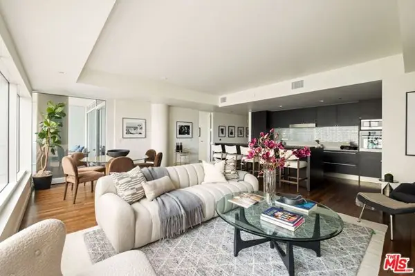 6250 Hollywood Boulevard #5N, Los Angeles, CA 90028