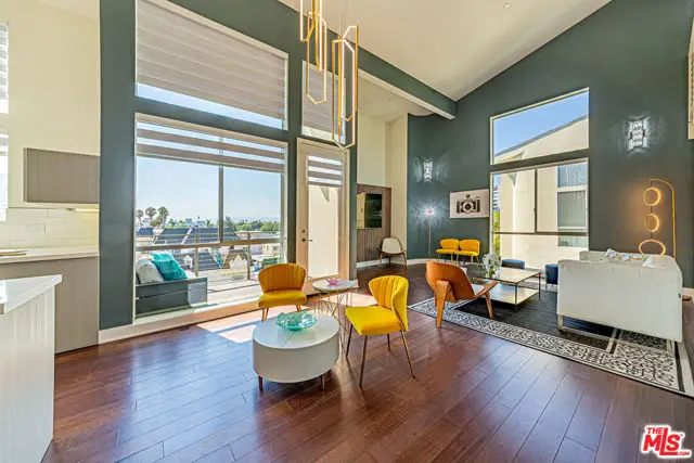 600 S Ridgeley Drive #PH1, Los Angeles, CA 90036 - Image #1