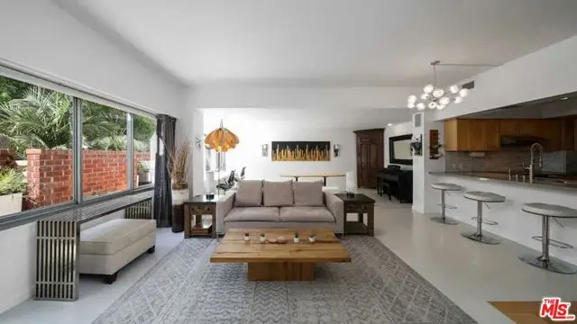 7135 Hollywood Boulevard #103, Los Angeles, CA 90046 - Image #3