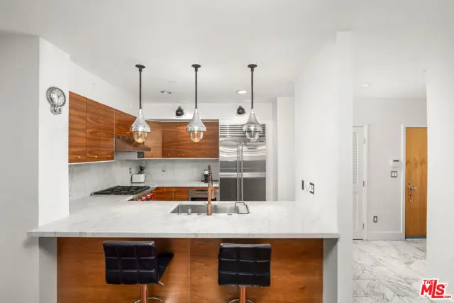 159 W Green Street #304A, Pasadena, CA 91105 - Image #3