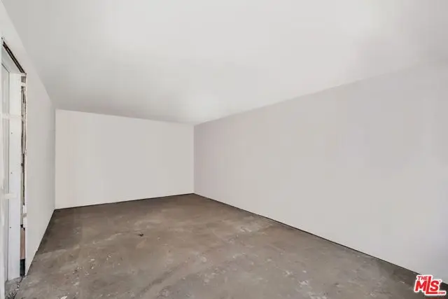 4215 W 58th Place, Los Angeles, CA 90043 - Image #1