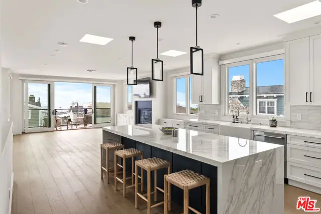 308 Highland Avenue, Manhattan Beach, CA 90266 - Image #3