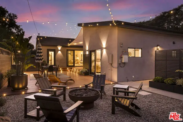 3744 Redwood Avenue, Los Angeles, CA 90066 - Image #1