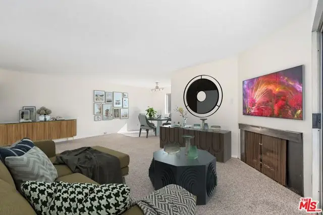 1021 N Crescent Heights Boulevard #205, West Hollywood, CA 90046 - Image #3