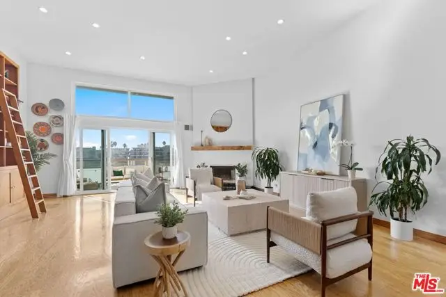 3950 Via Dolce #518, Marina Del Rey, CA 90292 - Image #1