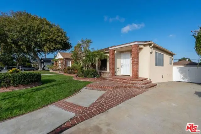 8048 Stewart Avenue, Los Angeles, CA 90045 - Image #2