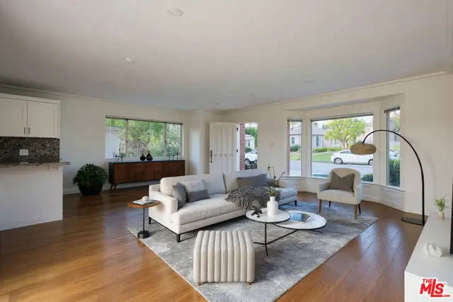 8048 Stewart Avenue, Los Angeles, CA 90045 - Image #3