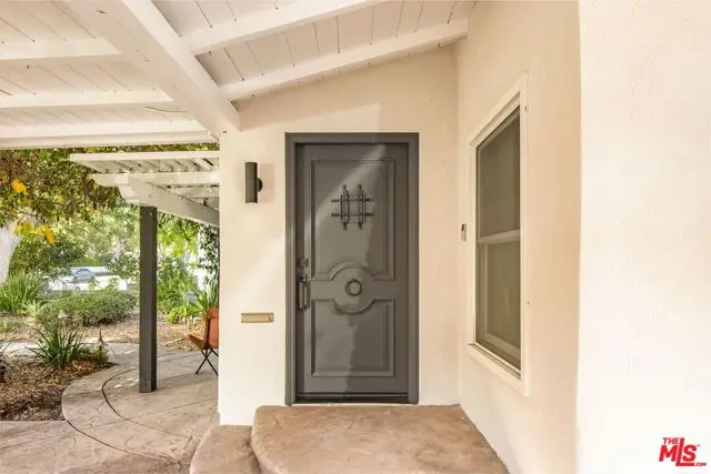 4640 Mary Ellen Avenue, Sherman Oaks, CA 91423 - Image #3