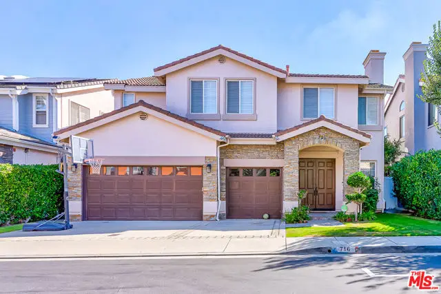 716 Amy Lane, Redondo Beach, CA 90278 - Image #2