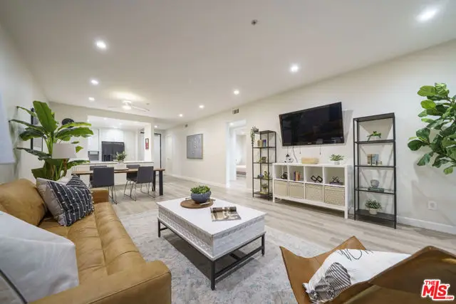 625 S Berendo Street #308, Los Angeles, CA 90005 - Image #1