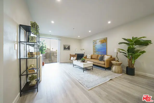 625 S Berendo Street #308, Los Angeles, CA 90005 - Image #3
