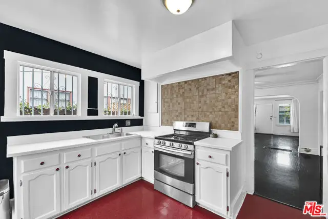 917 S Sycamore Avenue, Los Angeles, CA 90036 - Image #3