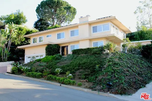 11502 Dona Teresa Drive, Studio City, CA 91604 - Image #3