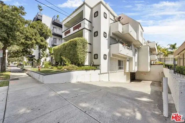 156 S Oak Knoll Avenue #101, Pasadena, CA 91101 - Image #2