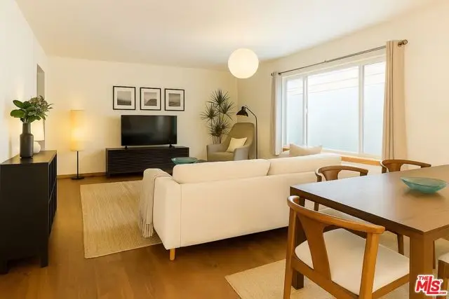 643 Santa Clara Avenue, Venice, CA 90291 - Image #3