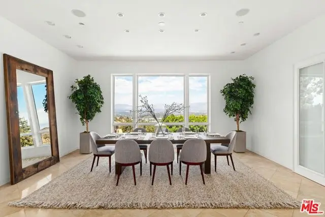 14435 Mulholland Drive, Los Angeles, CA 90077 - Image #1