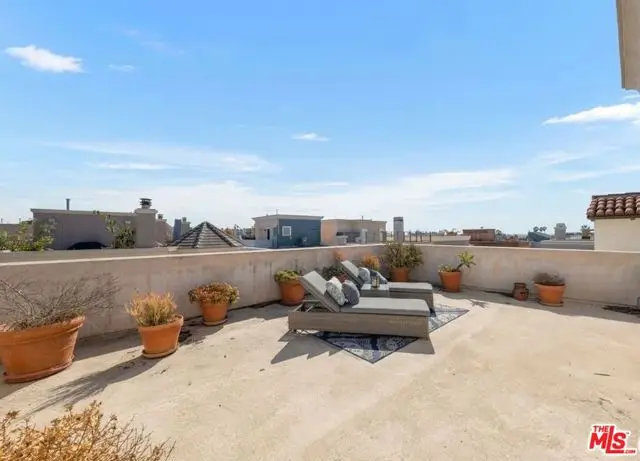 142 Union Jack Mall, Marina Del Rey, CA 90292 - Image #3