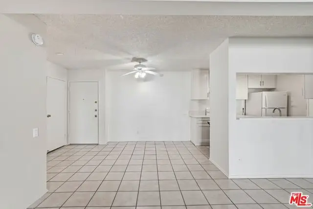 5460 White Oak Avenue #G111, Encino, CA 91316 - Image #3