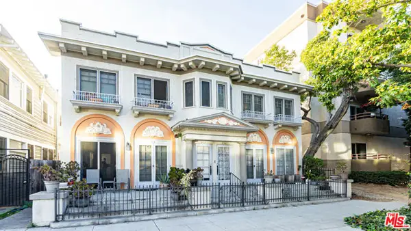 735 Locust Avenue, Long Beach, CA 90813