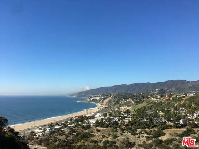 333 N Mount Holyoke Avenue, Pacific Palisades, CA 90272 - Image #2