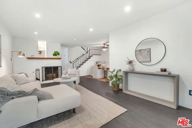 8121 Canby Avenue #4, Reseda, CA 91335 - Image #3