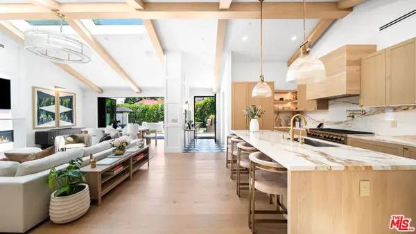 1914 N Laurel Canyon Boulevard, Los Angeles, CA 90046