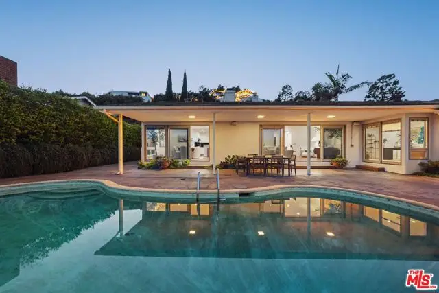 968 Kenfield Avenue, Los Angeles, CA 90049 - Image #1