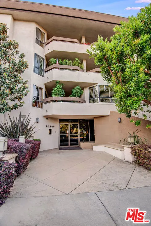 10409 Riverside Drive #203, North Hollywood, CA 91602 - Image #2