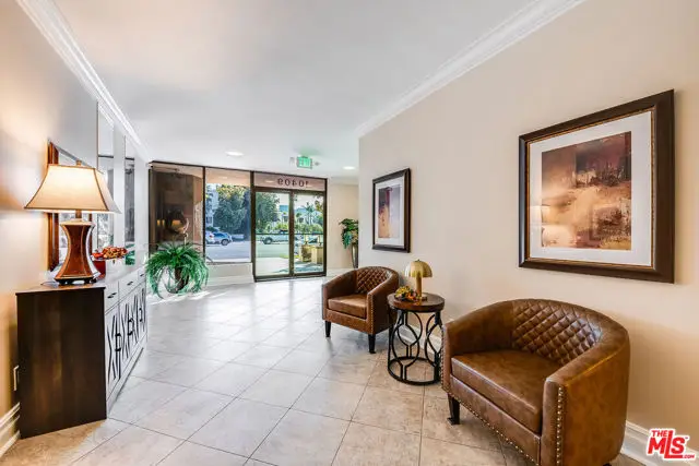 10409 Riverside Drive #203, North Hollywood, CA 91602 - Image #3