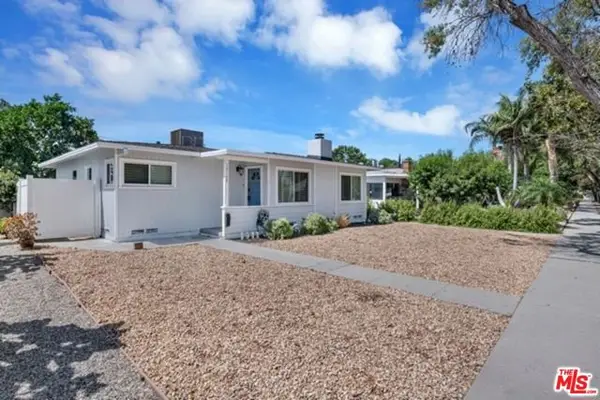 18148 Hartland Street, Reseda (los Angeles), CA 91335