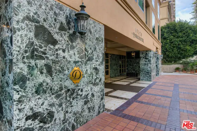 10520 Wilshire Boulevard #905, Los Angeles, CA 90024 - Image #3