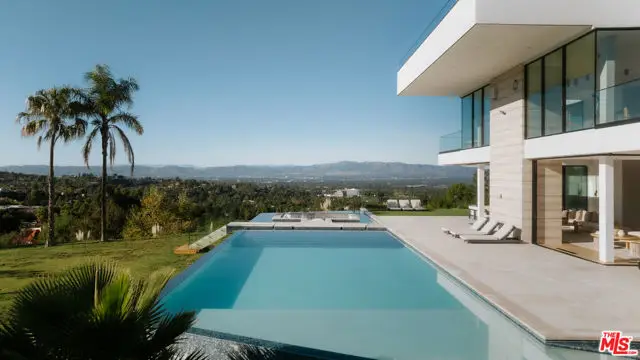 16187 Royal Oak Road, Encino, CA 91436 - Image #3