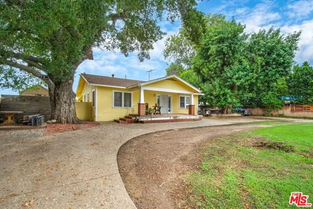 7231 Vanalden Avenue, Reseda, CA 91335 - Image #2