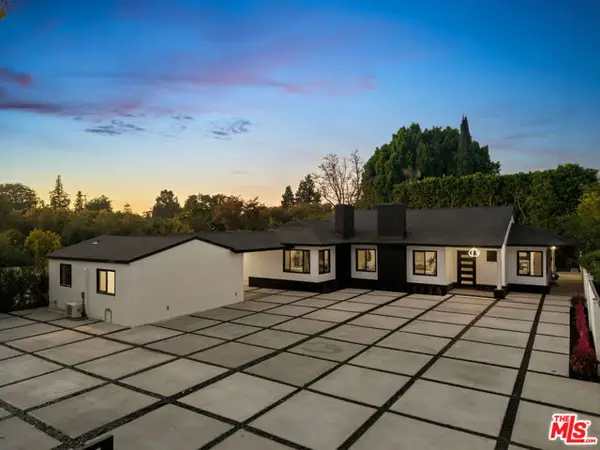 14011 Magnolia Boulevard, Sherman Oaks, CA 91423