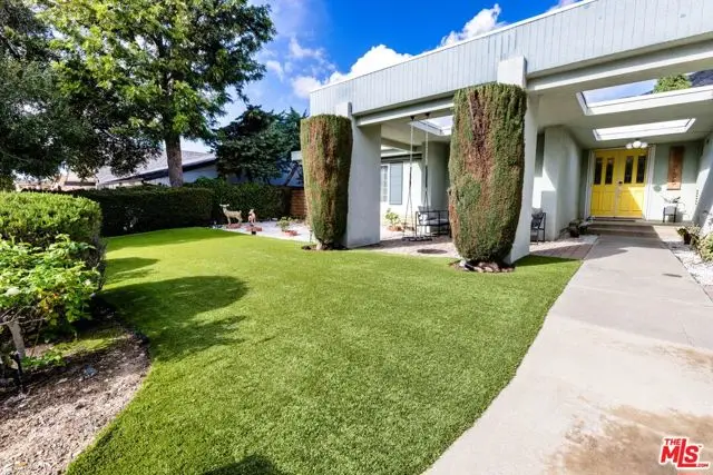 13735 Aldergrove Street, Sylmar, CA 91342 - Image #3