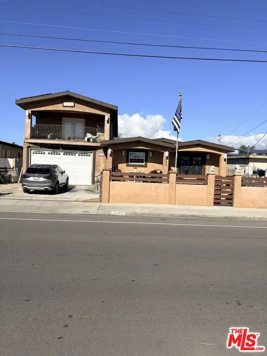 2240 Iris Avenue, San Diego, CA 92154